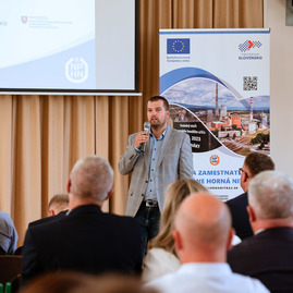 Zväčšiť fotografiu - Projekt, ktorý nemá v európe obdobu, pomáha vyše 700 baníkom - TSK_EK_HN_ukončenie_rek_mini-40